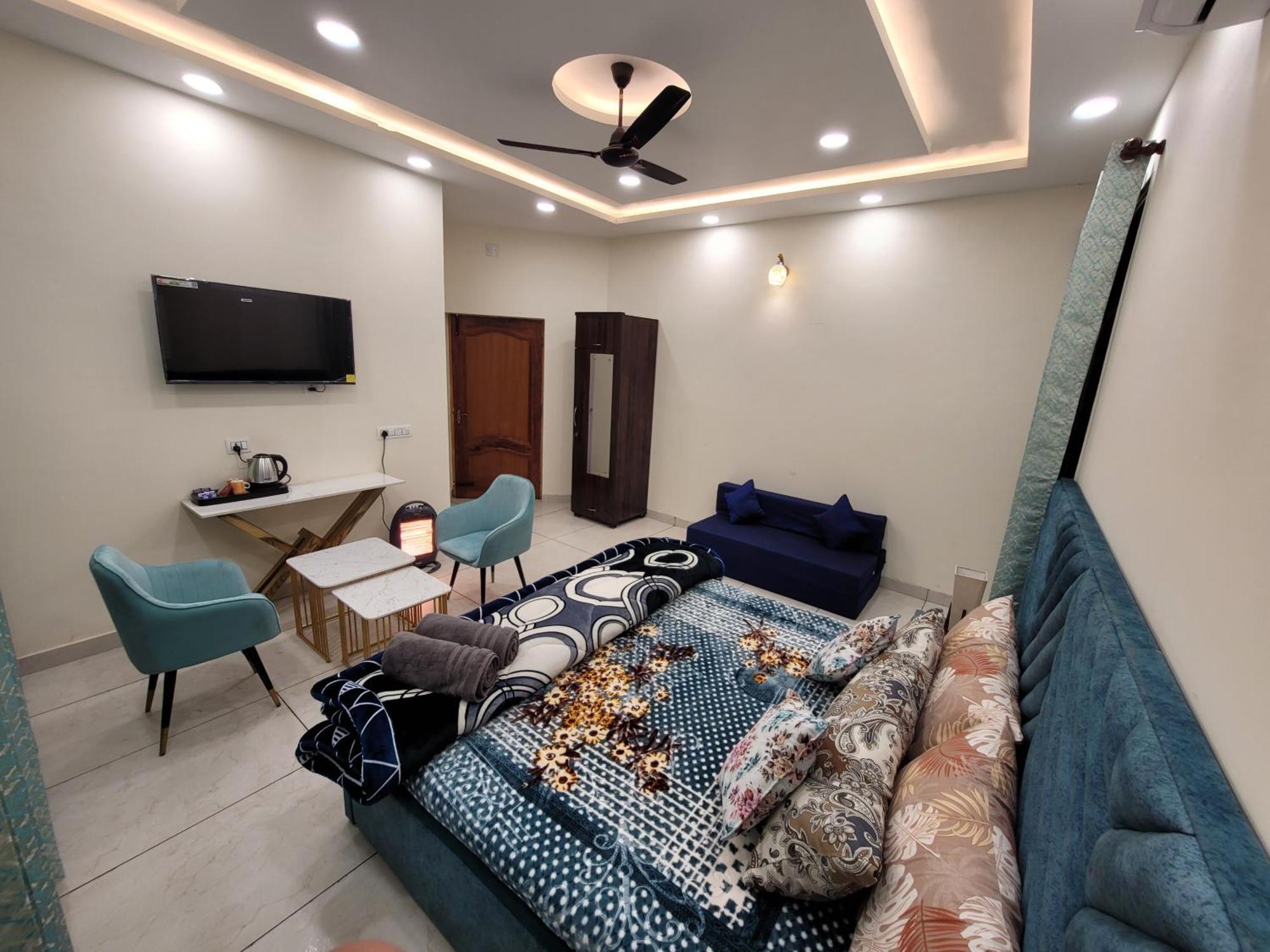 Regalia Home Sapphire Stay Jammu Exterior photo