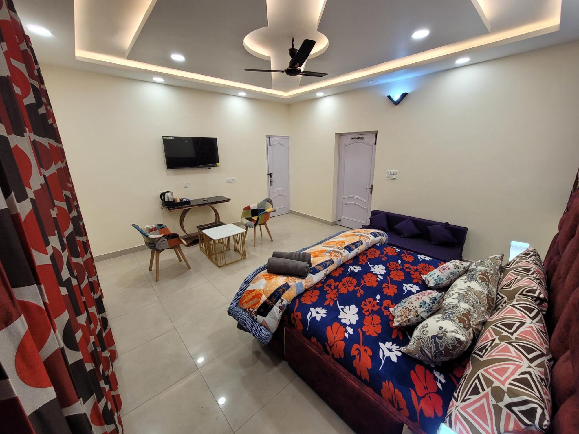 Regalia Home Sapphire Stay Jammu Exterior photo