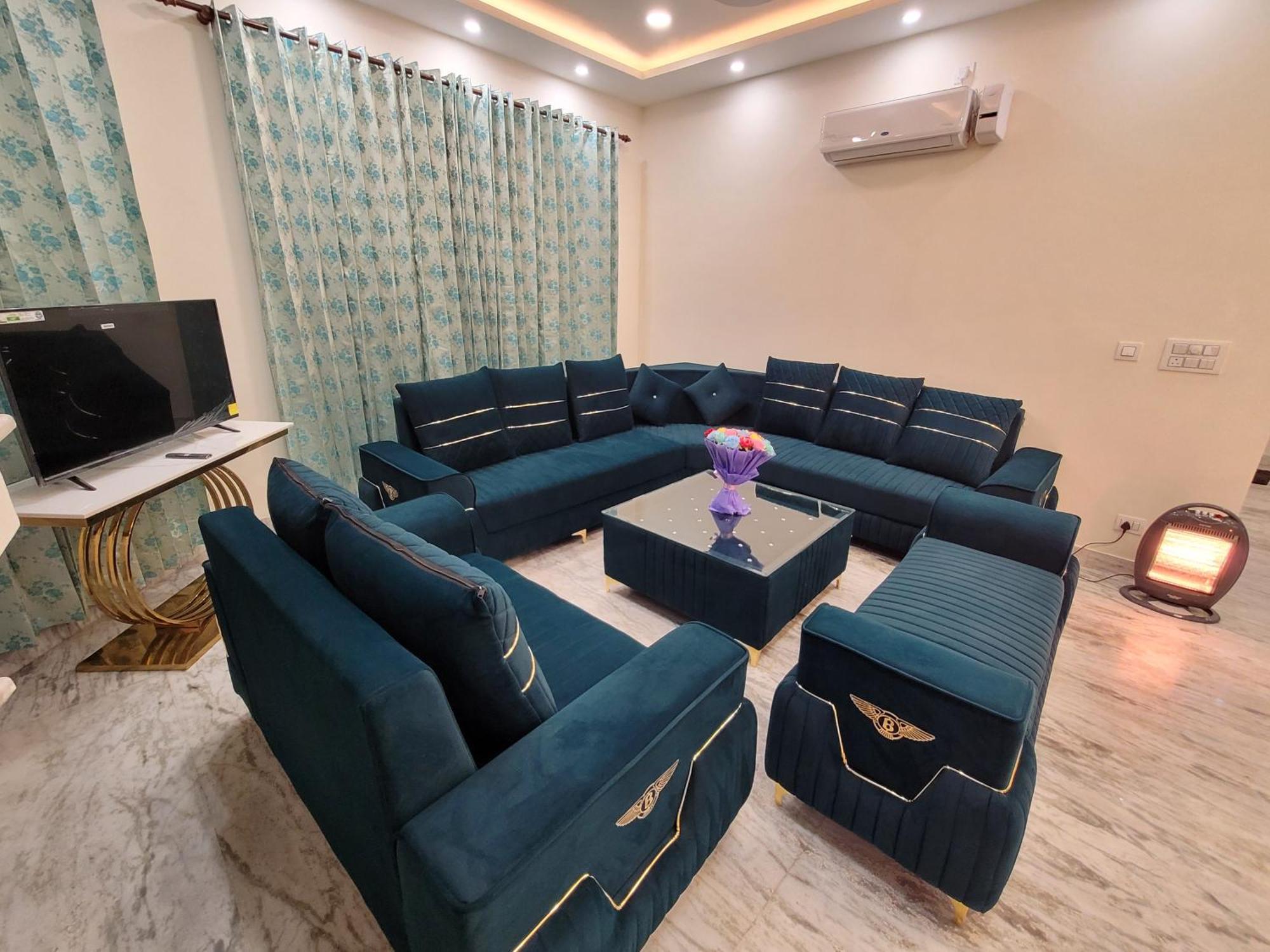 Regalia Home Sapphire Stay Jammu Exterior photo